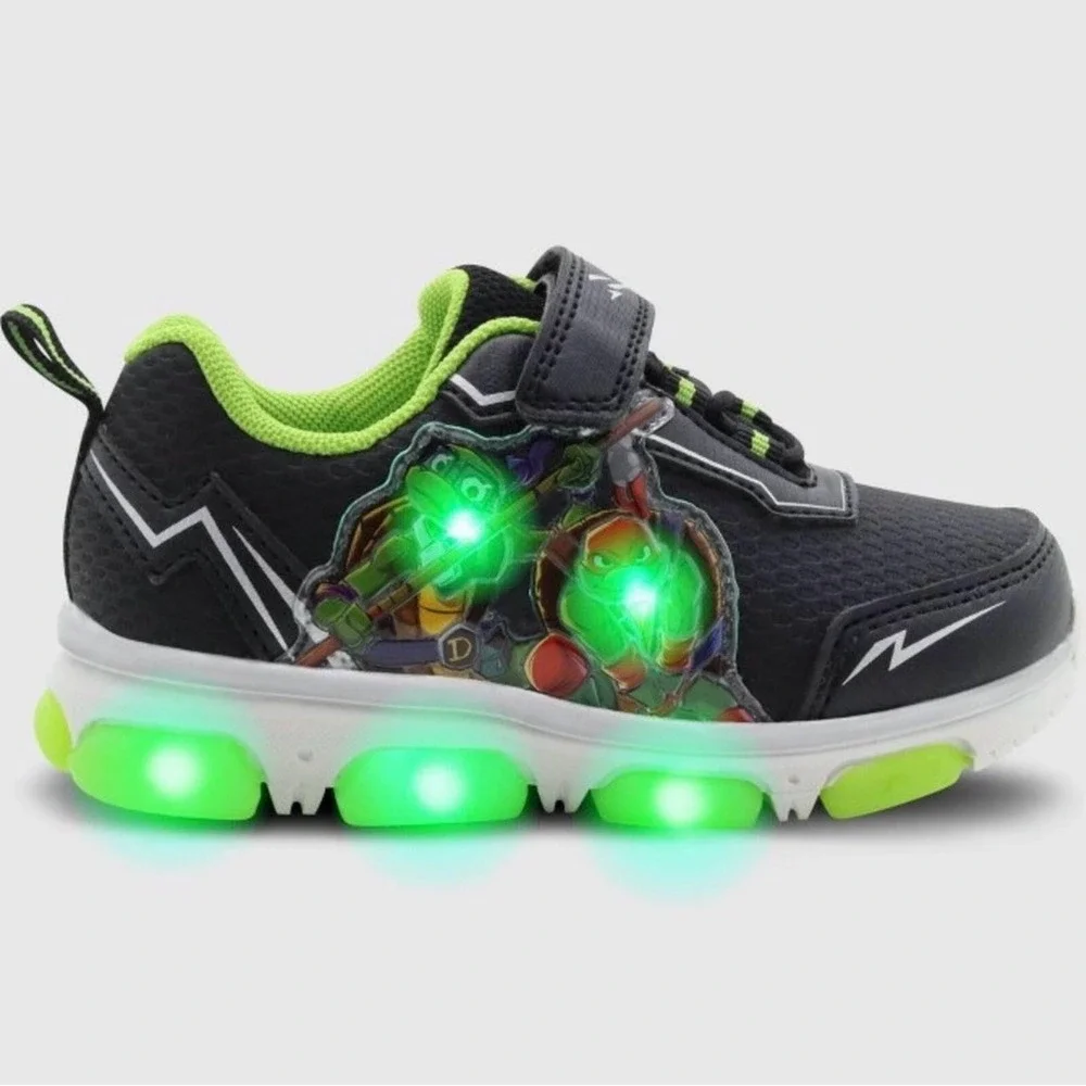 Toddler Boy TMNT Light-Up Sneakers Black Size 7 New With Tags